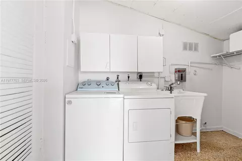 Other - 1100 W 53rd Ter, Hialeah, FL 33012 photo 7 of 9