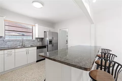 Kitchen - 1100 W 53rd Ter, Hialeah, FL 33012 photo 2 of 5