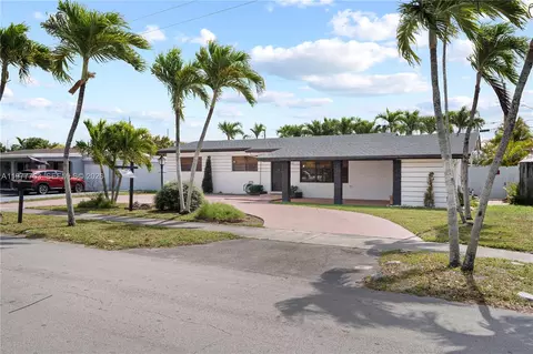 Other - 1100 W 53rd Ter, Hialeah, FL 33012 photo 3 of 9