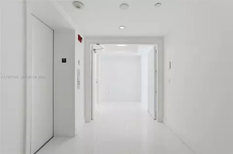 2627 S Bayshore Dr #501, Miami, FL 33133