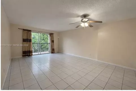 7000 Nova Dr #205E, Davie, FL 33317