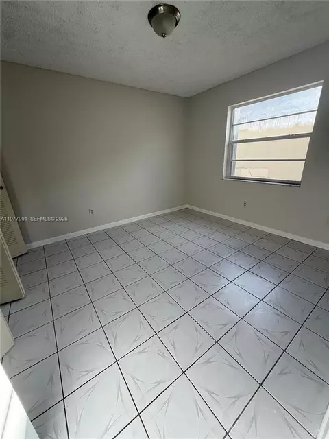 Bedroom - 2566 W 73rd Pl, Hialeah, FL 33016 photo 2 of 2