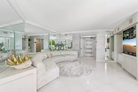 120 SE 5th Ave #226, Boca Raton, FL 33432
