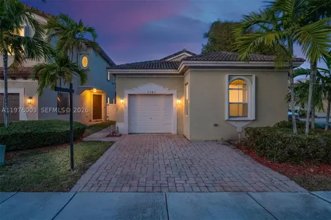 3983 NE 12th Dr, Homestead, FL 33033