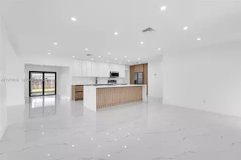 Living - 695 W 73 Pl, Hialeah, FL 33014 photo 1 of 5