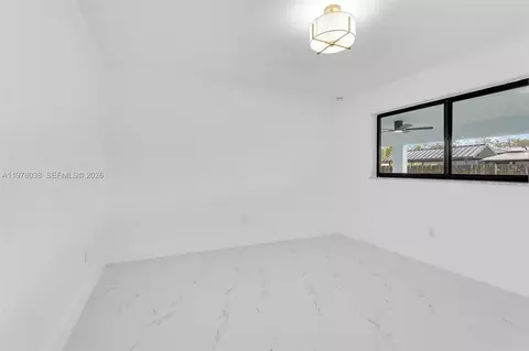 Bedroom - 695 W 73 Pl, Hialeah, FL 33014 photo 5 of 6