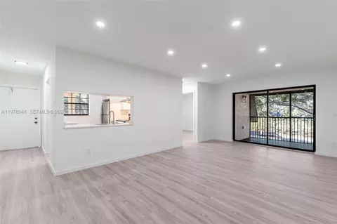 3631 NW 94th Ave #6G, Sunrise, FL 33351