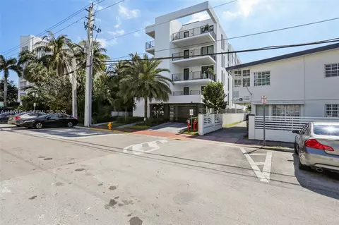 1930 Bay Dr #4, Miami Beach, FL 33141