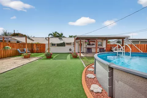 731 N 69th Ave, Hollywood, FL 33024