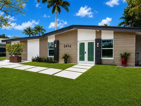 2416 NE 19th Ter, Wilton Manors, FL 33305