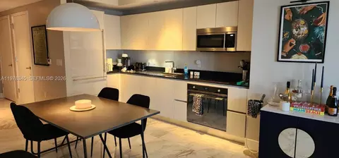 1010 Brickell Ave #4208, Miami, FL 33131
