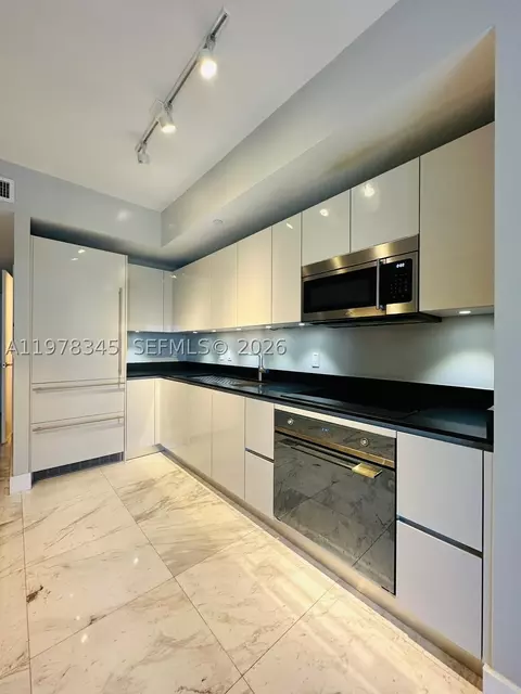 1010 Brickell Ave #4208, Miami, FL 33131