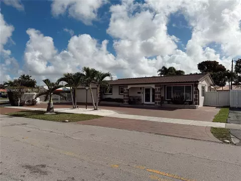 8075 W 18th Ln, Hialeah, FL 33014 photo 2