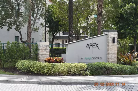 7855 NW 104th Ave #24, Doral, FL 33178