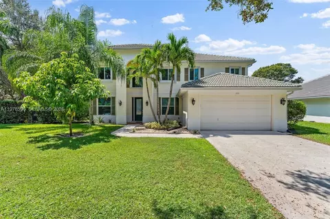1019 N Egret Cir, Jupiter, FL 33458