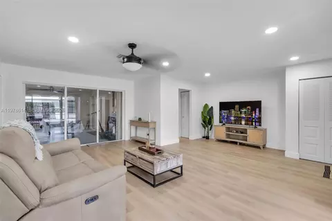 1180 NW 49th Ct, Pompano Beach, FL 33064