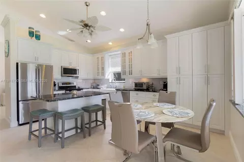 2675 Clipper Cir, West Palm Beach, FL 33411