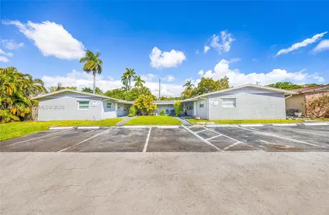 355 NW 32nd St, Oakland Park, FL 33309