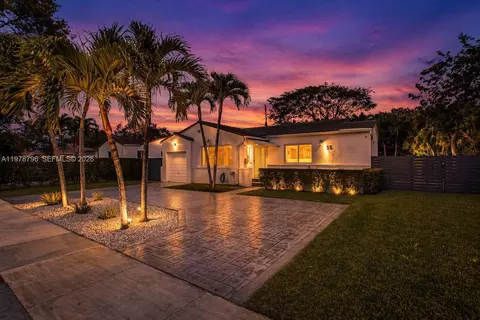 55 NW 92nd St, Miami Shores, FL 33150