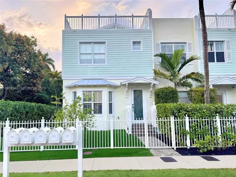 229 SW 9th Ave, Fort Lauderdale, FL 33312