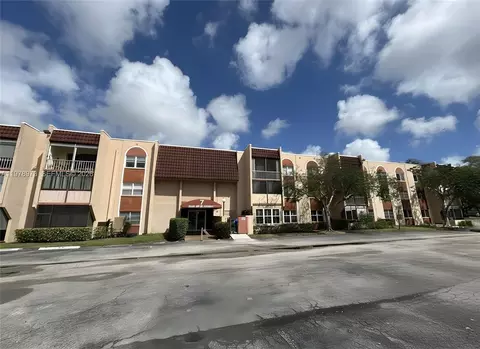 8280 SW 24th St #7104, North Lauderdale, FL 33068
