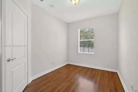Bedroom - 4022 Parkside Dr, Jupiter, FL 33458 photo 8 of 10