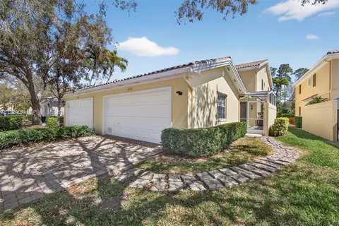 Exterior - 4022 Parkside Dr, Jupiter, FL 33458 photo 7 of 12