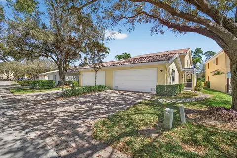 Exterior - 4022 Parkside Dr, Jupiter, FL 33458 photo 10 of 12