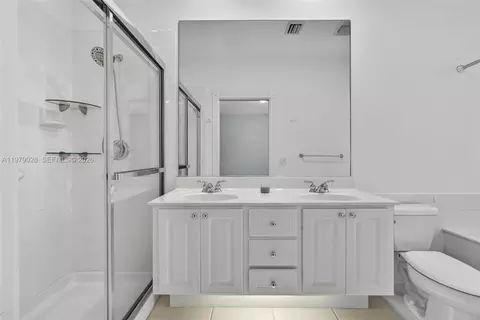 Bath - 4022 Parkside Dr, Jupiter, FL 33458 photo 1 of 5