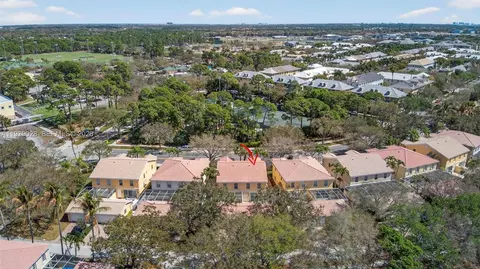 View/Area - 4022 Parkside Dr, Jupiter, FL 33458 photo 6 of 13