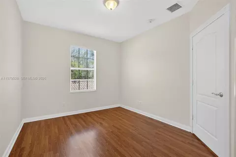 Bedroom - 4022 Parkside Dr, Jupiter, FL 33458 photo 10 of 10