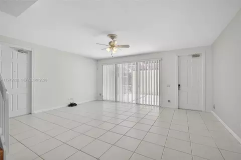 Living - 4022 Parkside Dr, Jupiter, FL 33458 photo 4 of 8