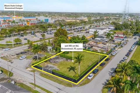 306 NE 1st Rd, Homestead, FL 33030