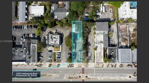 2307 Hollywood Blvd, Hollywood, FL 33020