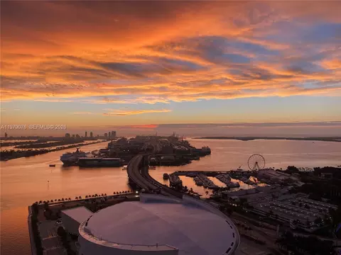 888 Biscayne Blvd #3001, Miami, FL 33132