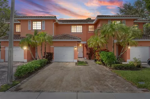 3811 NW 91st Ter, Sunrise, FL 33351