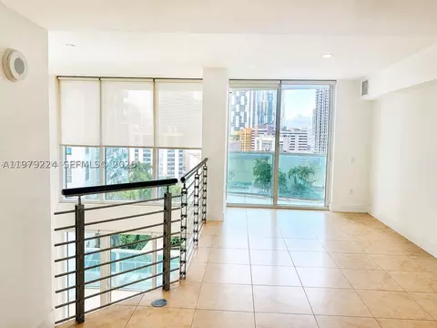 41 SE 5th St #907, Miami, FL 33131