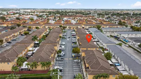 View/Area - 7709 W 36th Ave #2, Hialeah, FL 33018 photo 9 of 11