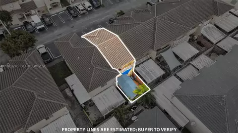 View/Area - 7709 W 36th Ave #2, Hialeah, FL 33018 photo 7 of 11
