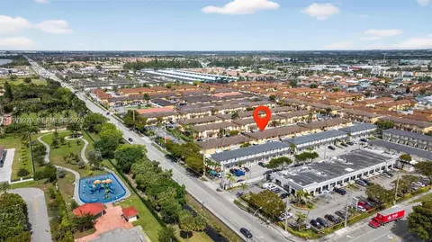 View/Area - 7709 W 36th Ave #2, Hialeah, FL 33018 photo 3 of 11