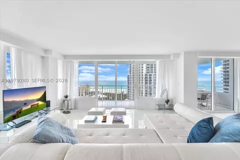 400 S Pointe Dr #1910, Miami Beach, FL 33139