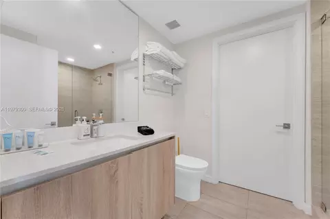 Bath - 3900 Biscayne Blvd #S-916, Miami, FL 33137 photo 1 of 2