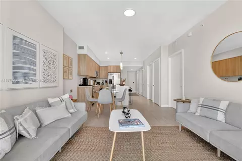 Living - 3900 Biscayne Blvd #S-916, Miami, FL 33137 photo 1 of 2