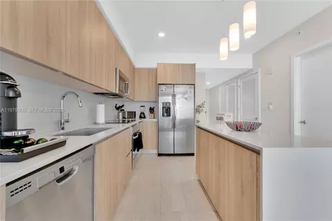 Kitchen - 3900 Biscayne Blvd #S-916, Miami, FL 33137 photo 3 of 3