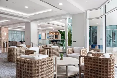 2670 E Sunrise Blvd #615, Fort Lauderdale, FL 33304