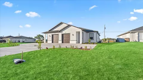 826828 Diplomat Pkwy E, Cape Coral, FL 33909