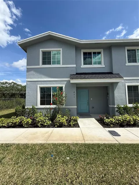 671 NW 10th Ct, Florida City, FL 33034