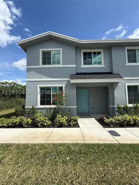 671 NW 10th Ct, Florida City, FL 33034