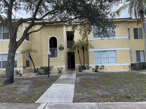 13090 Vista Isles Dr #126, Sunrise, FL 33325