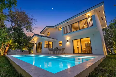 1415 Trillo Ave, Coral Gables, FL 33146